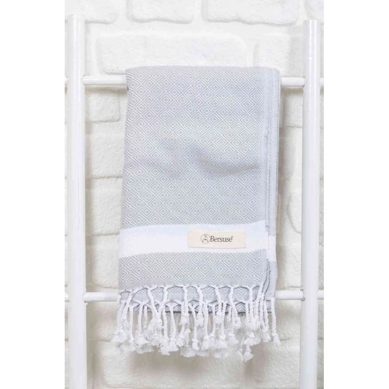 Laodicea Solid Bath Towel - Image 4