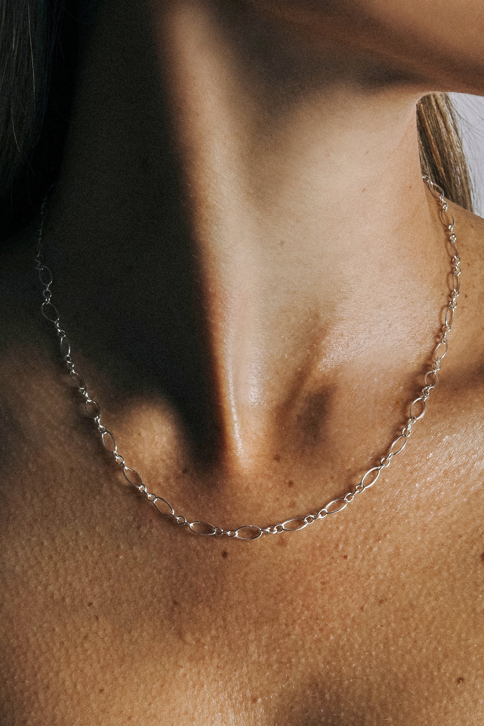 Stadium Chain Necklace - Image 3